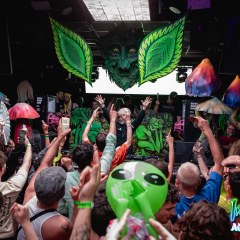 INVADERS_ACIDFOREST_logo-261