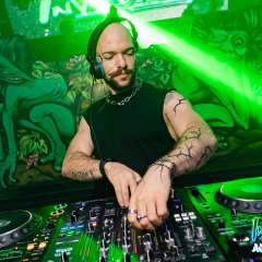 INVADERS_ACIDFOREST_logo-302a