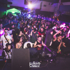 220402_invaders175