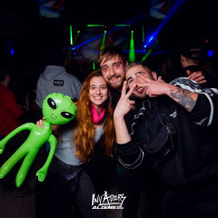 220402_invaders244