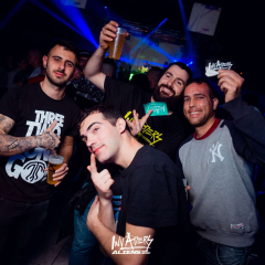220402_invaders306