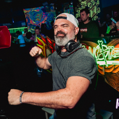 INVADERS_UTOPIA_LOGO-55